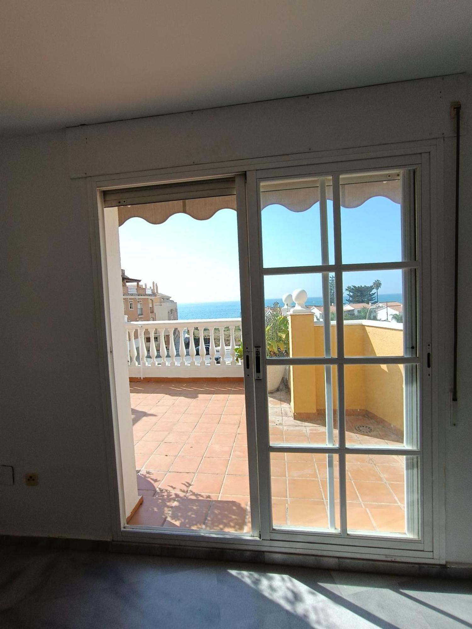Lovely Penthouse In Front Of The Beach With Free Parking マラガ エクステリア 写真